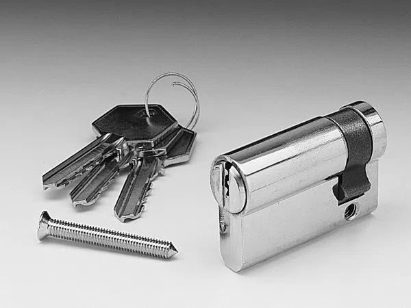 Chula Vista Lock & Key Chula Vista, CA 619-210-0341 - apartment-lock-change